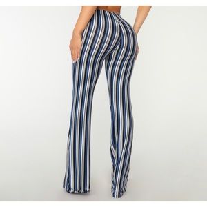 Fashion Nova Ribbed Leggins